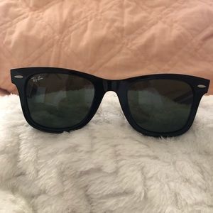 Ray-Ban Accessories - Ray Bans Original Wayfarer Classic Ray-Ban Accessories - Ray Bans Original Wayfarer Classic